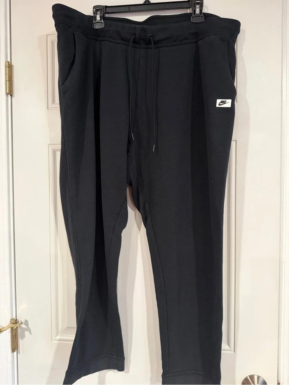 Nike Black Men's Fleece Jogger Pants with Logo Patch